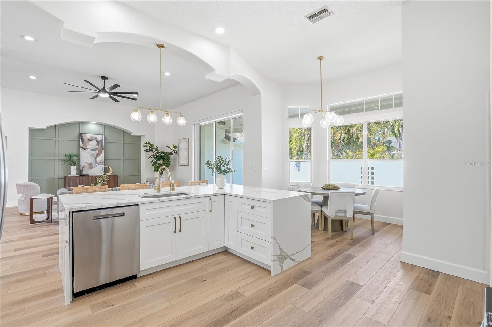 Image 17 of 57 For 13781 74th Avenue