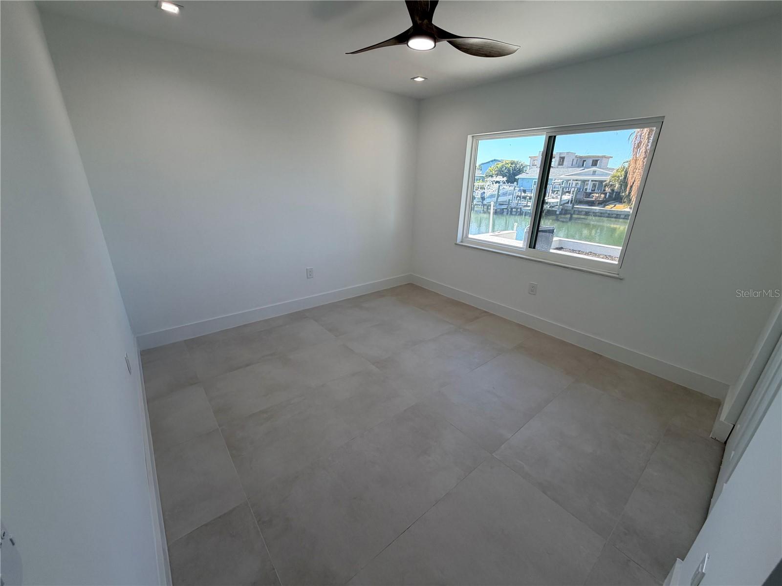 Image 14 of 21 For 3918 Doral Drive