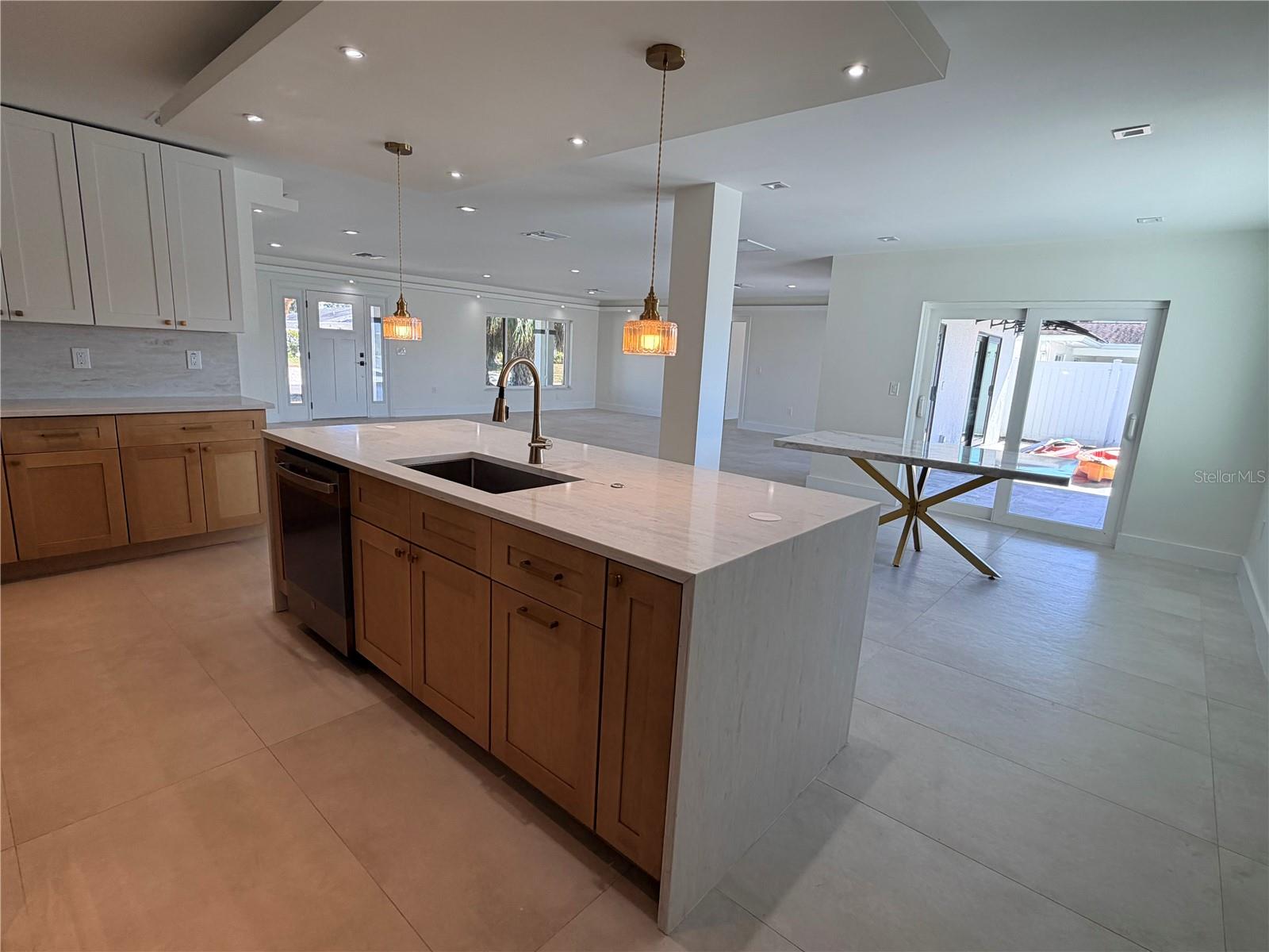 Image 5 of 21 For 3918 Doral Drive