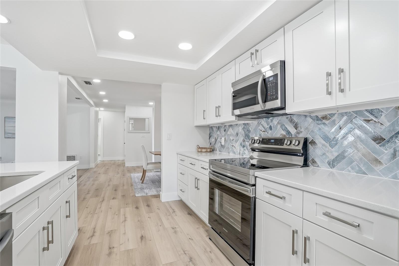 Image 13 of 46 For 5708 Bayshore Drive