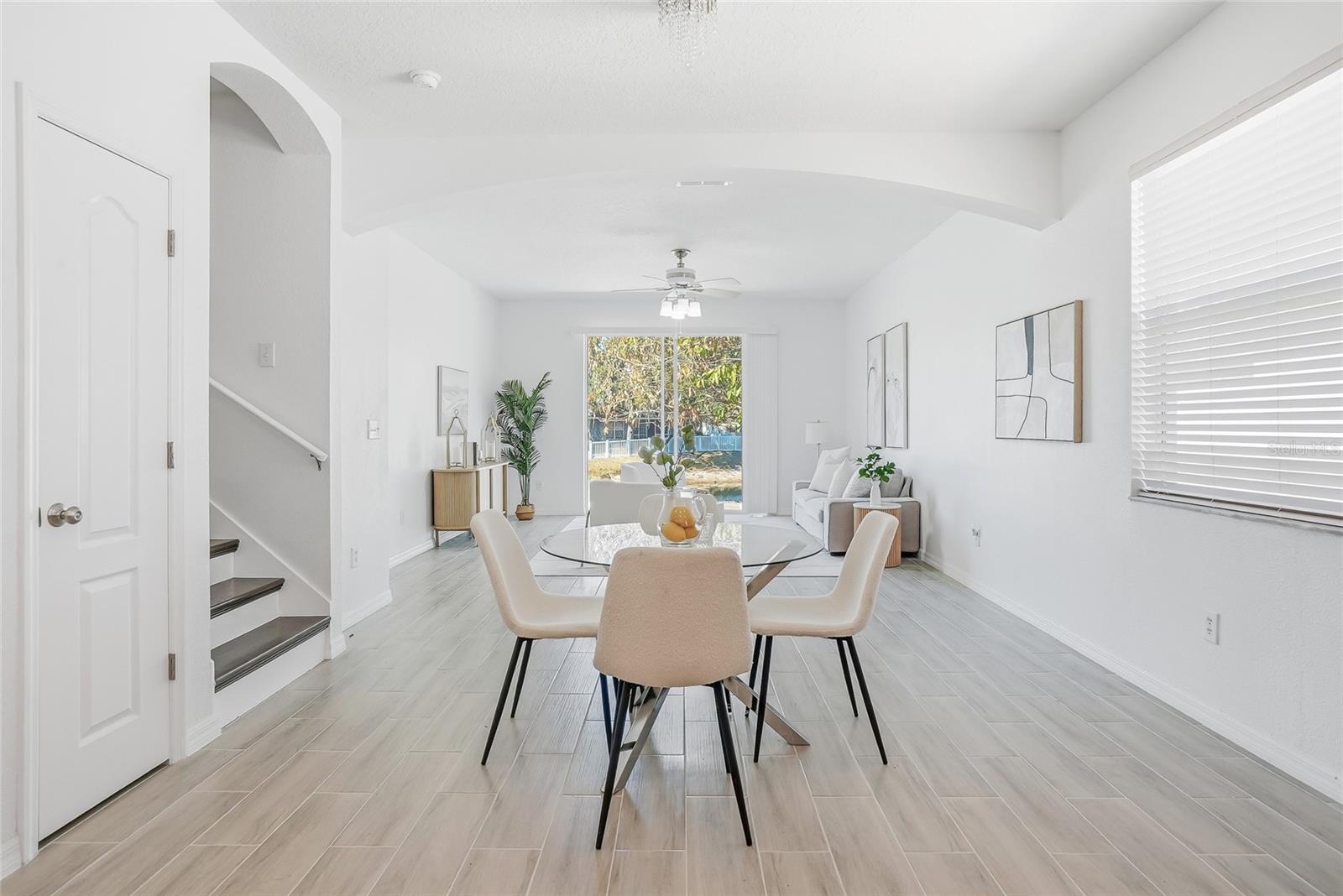 Listing photo id 13 for 12351 Ridgedale Drive