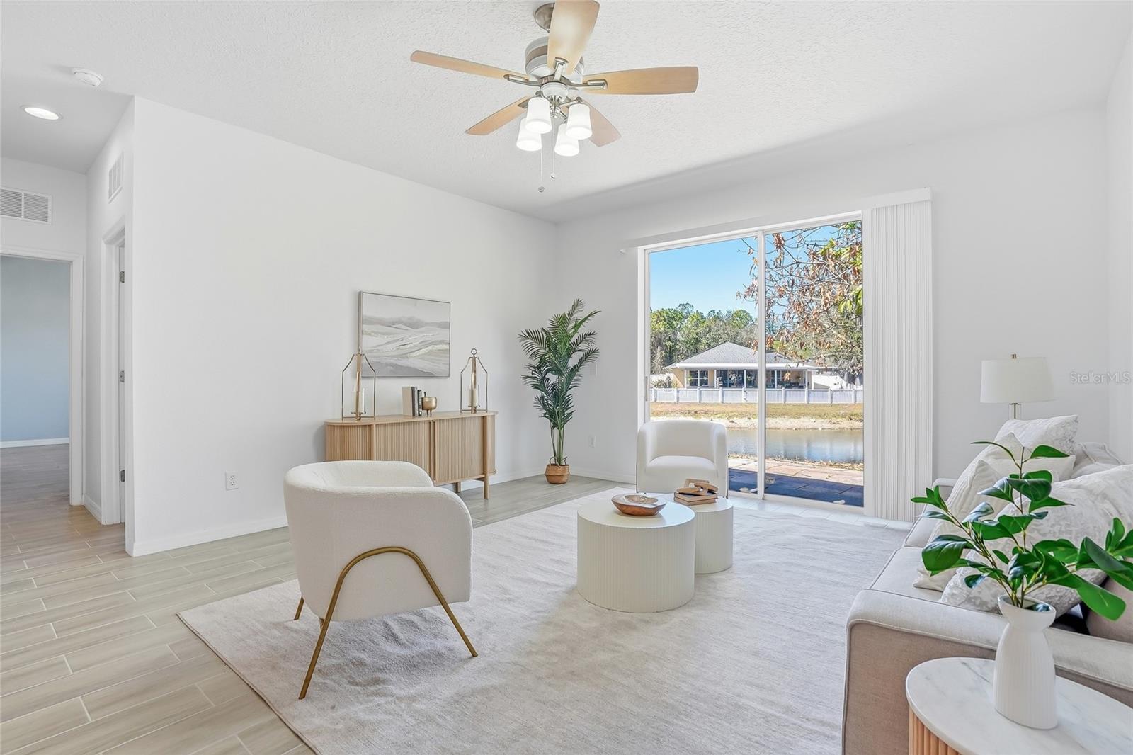 Listing photo id 15 for 12351 Ridgedale Drive