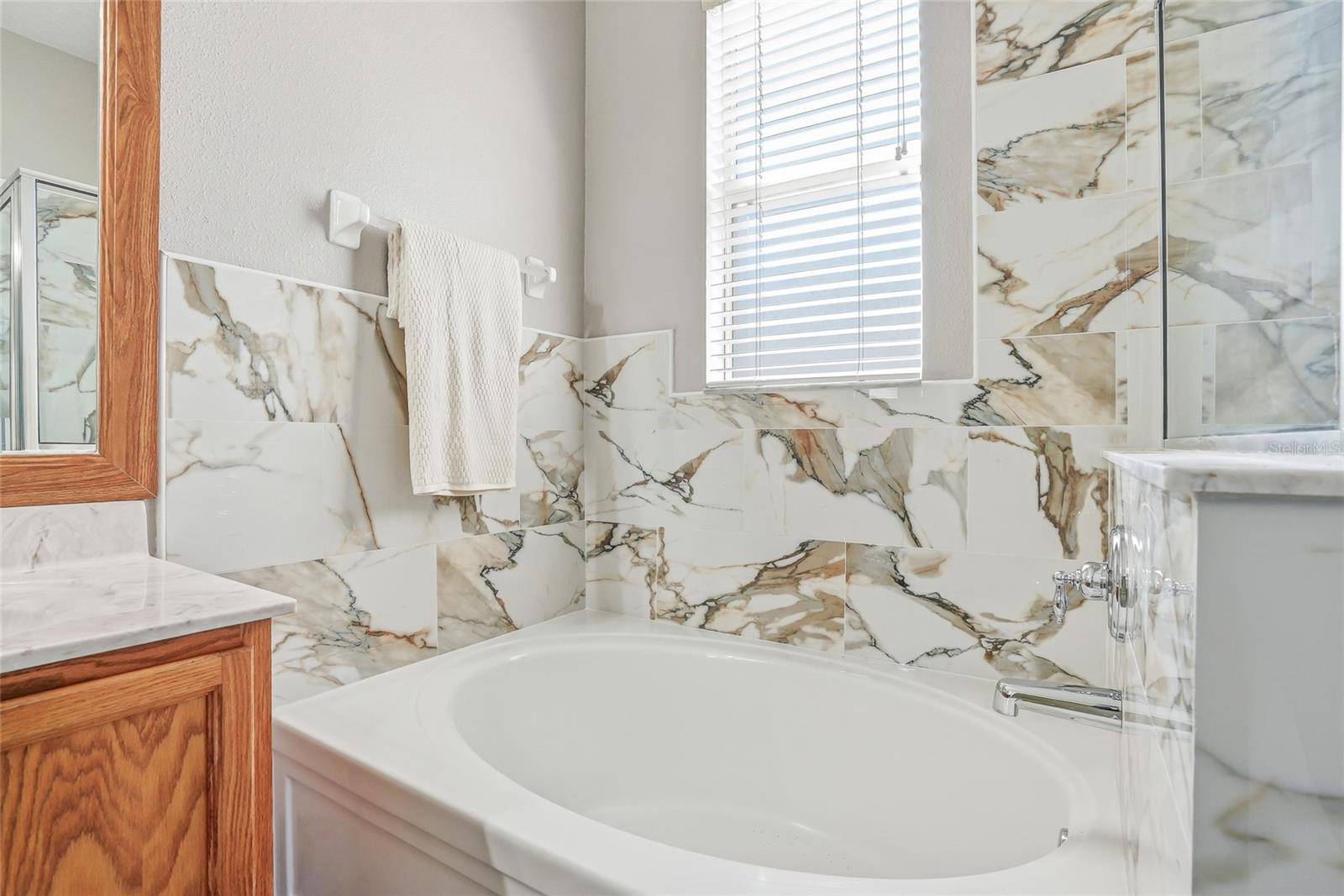 Listing photo id 24 for 12351 Ridgedale Drive