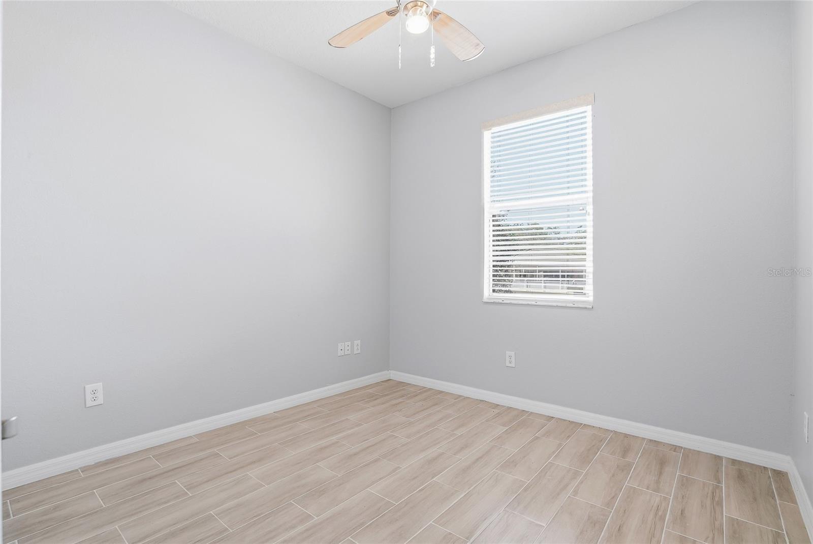 Listing photo id 26 for 12351 Ridgedale Drive