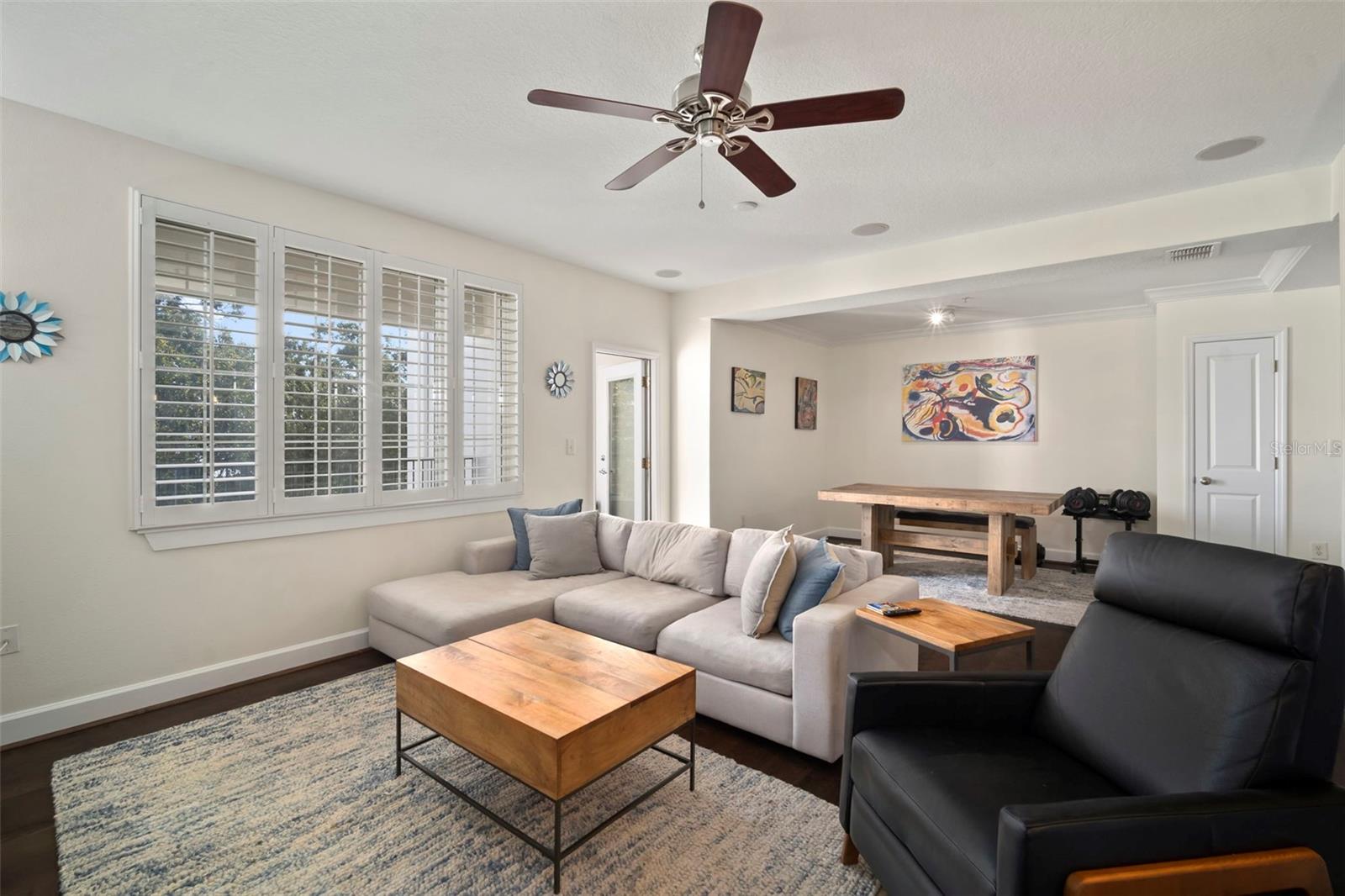 Image 33 of 71 For 435 Oregon Avenue 305