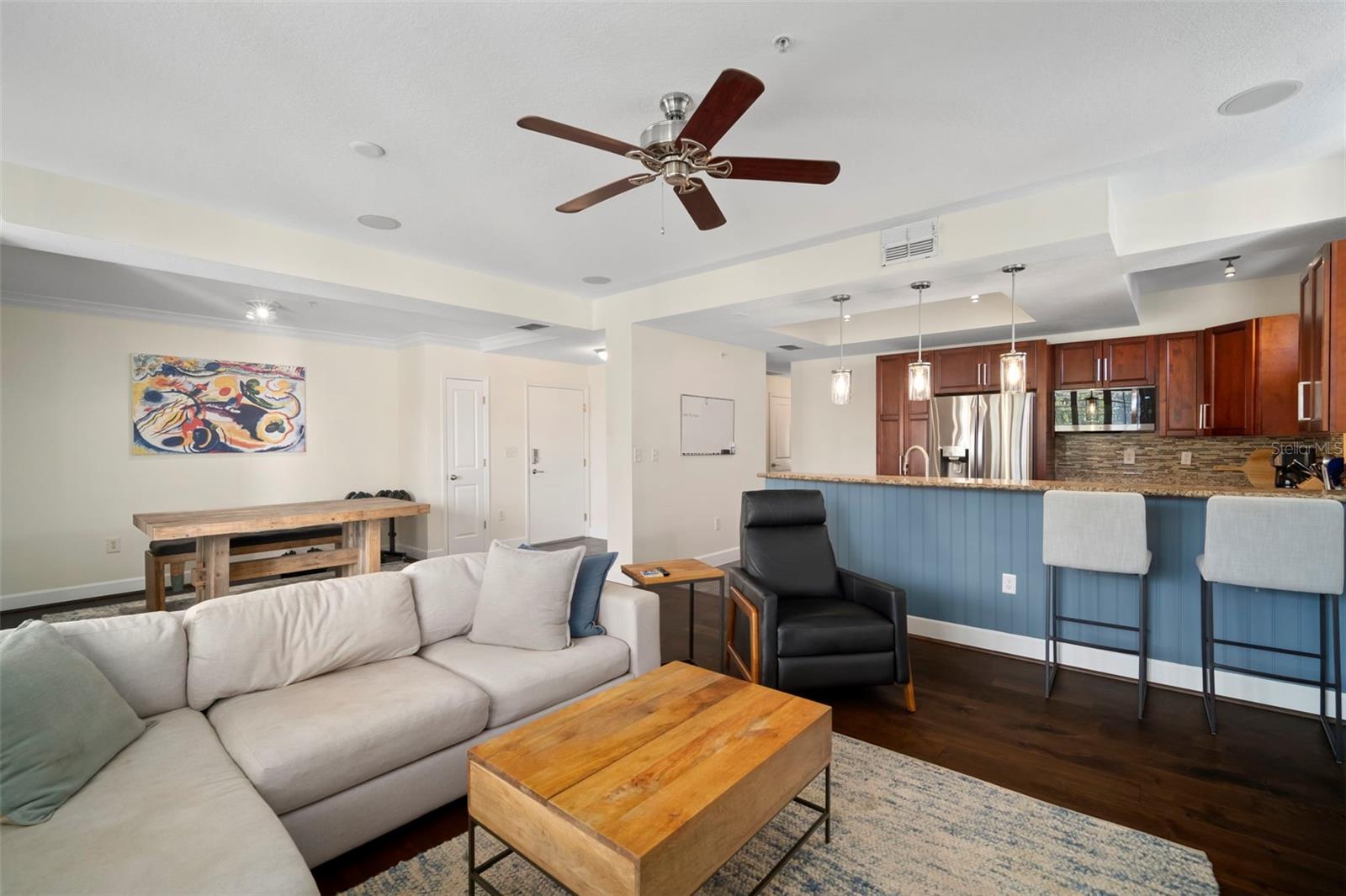 Image 34 of 71 For 435 Oregon Avenue 305