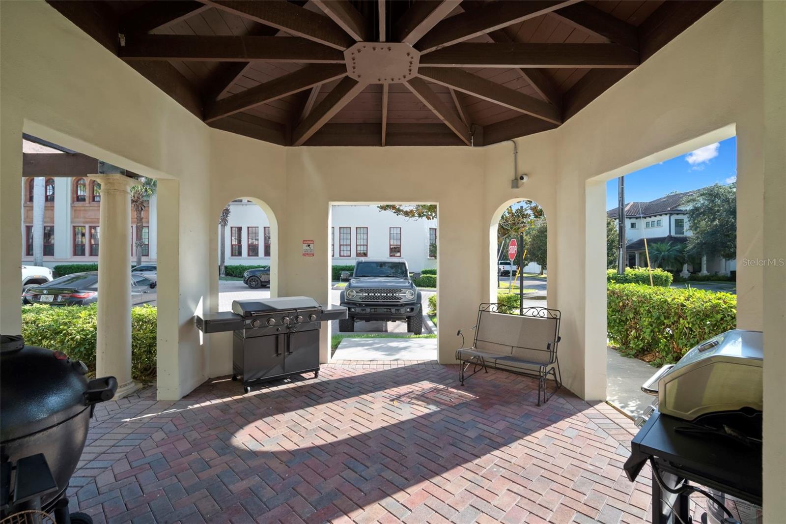 Image 54 of 71 For 435 Oregon Avenue 305