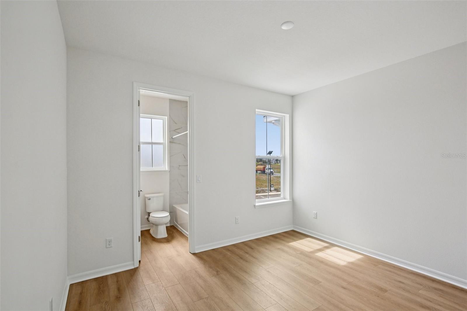 Image 28 of 37 For 31481 Spanish Mission Road