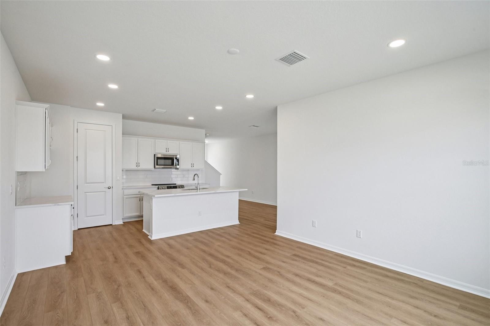 Image 9 of 37 For 31481 Spanish Mission Road