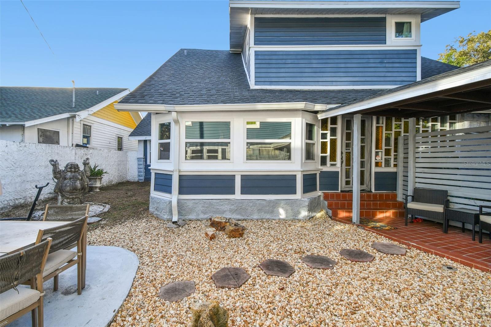 Image 42 of 77 For 945 11th Street N