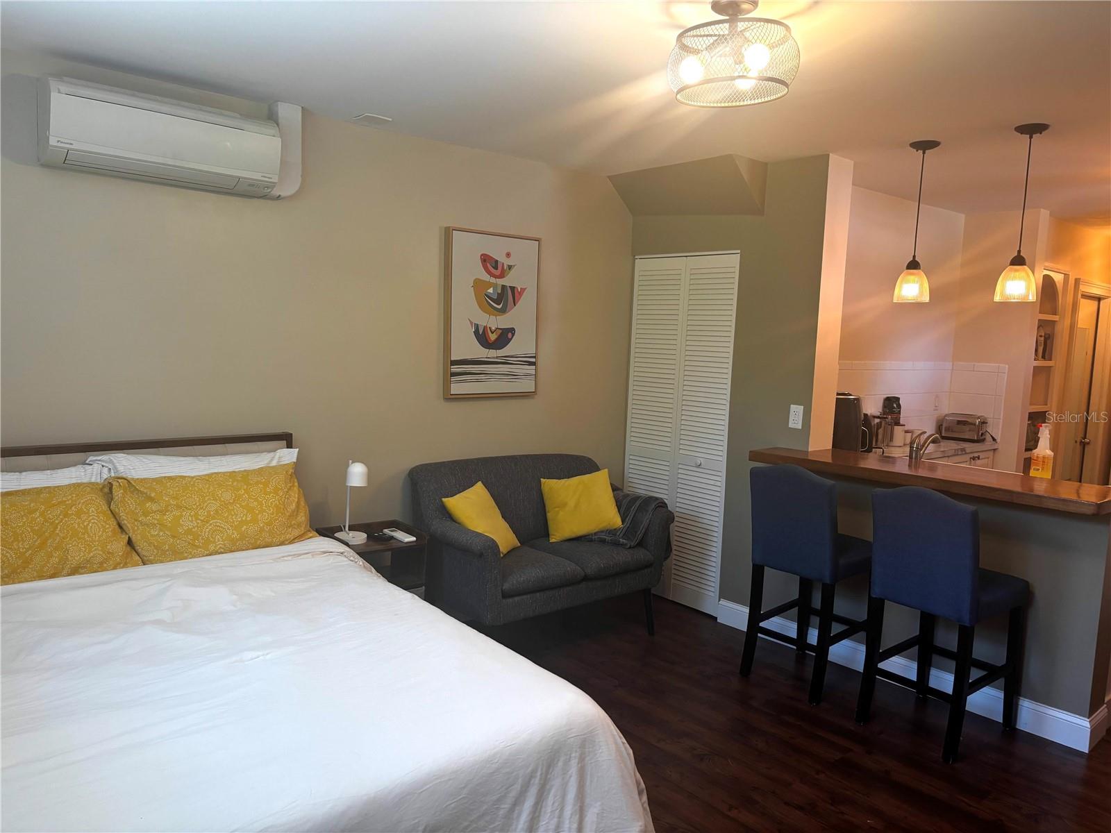 Image 68 of 77 For 945 11th Street N