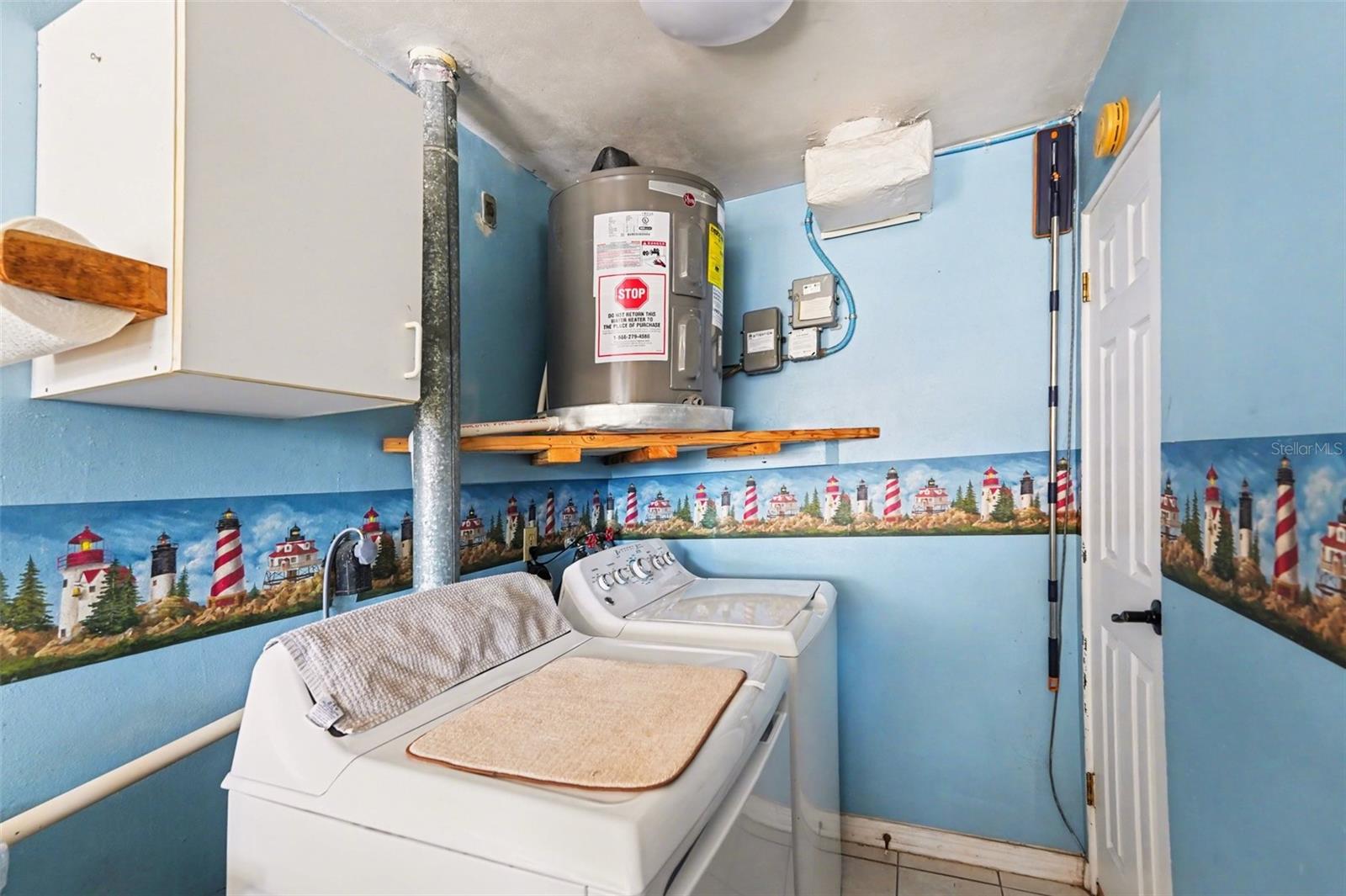 Image 20 of 30 For 11653 Pinedale Avenue