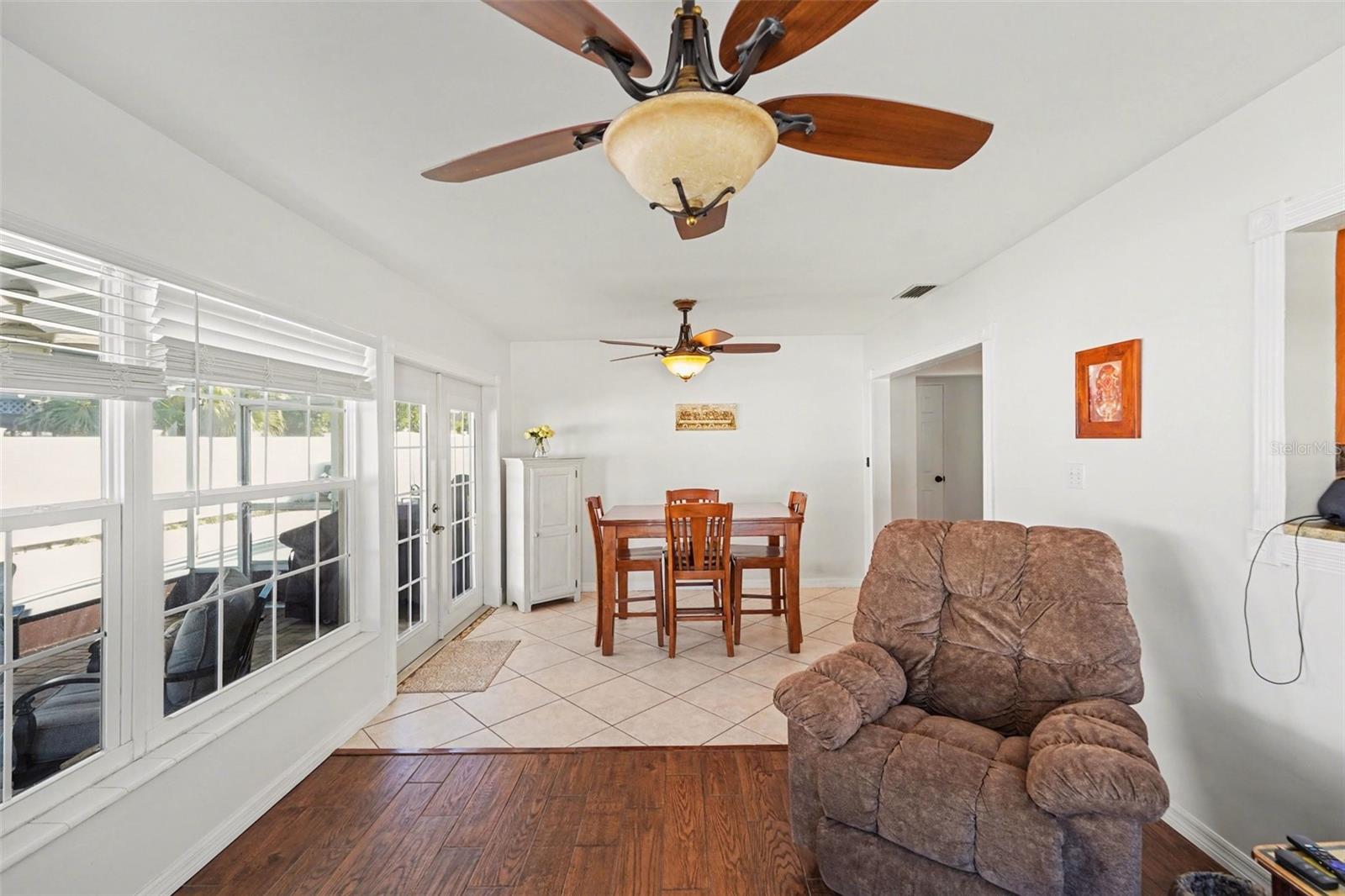 Image 5 of 30 For 11653 Pinedale Avenue