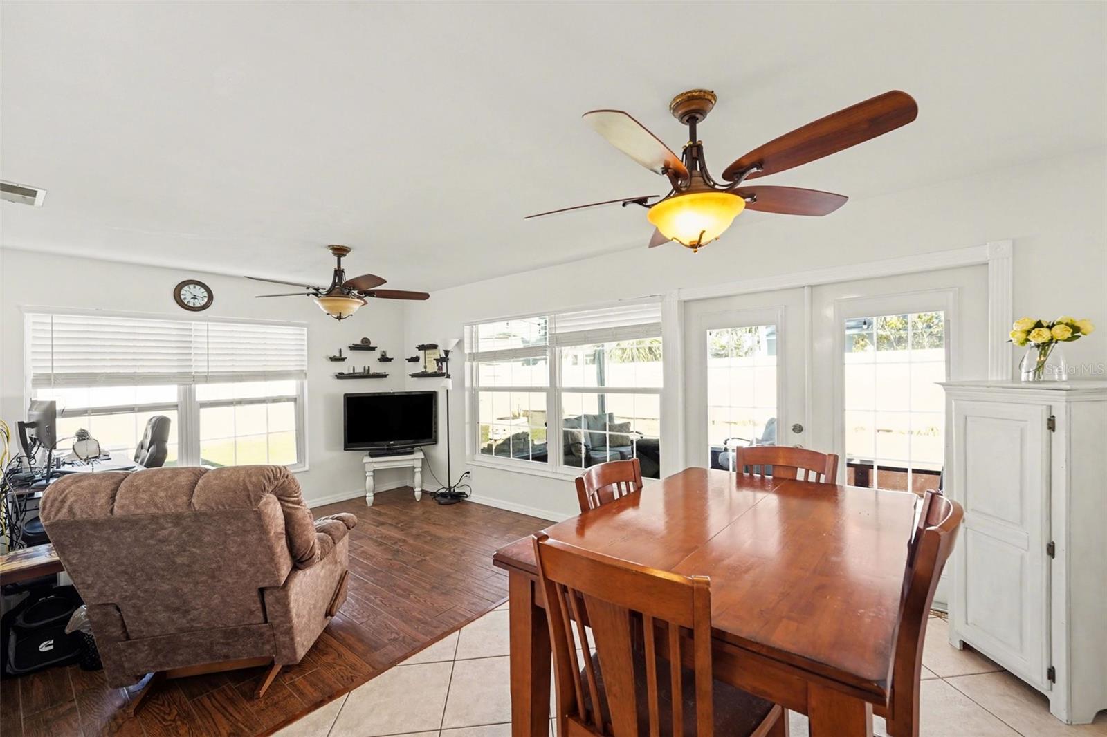 Image 6 of 30 For 11653 Pinedale Avenue