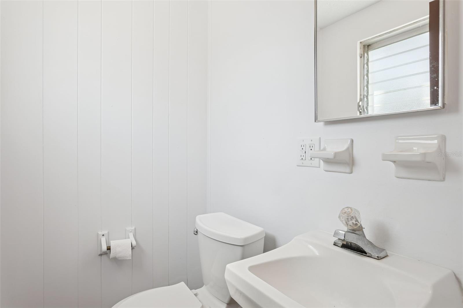 Image 14 of 31 For 8105 Alpine Avenue