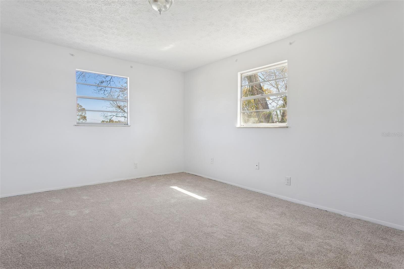 Image 20 of 31 For 8105 Alpine Avenue