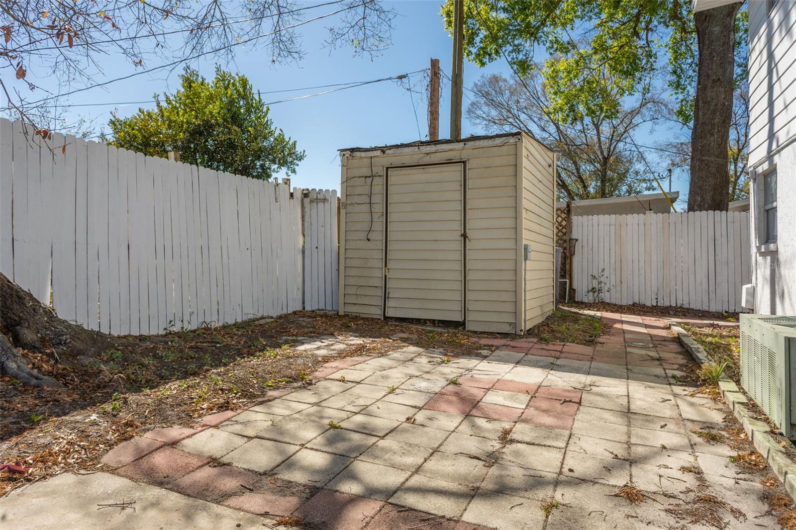 Image 26 of 31 For 8105 Alpine Avenue