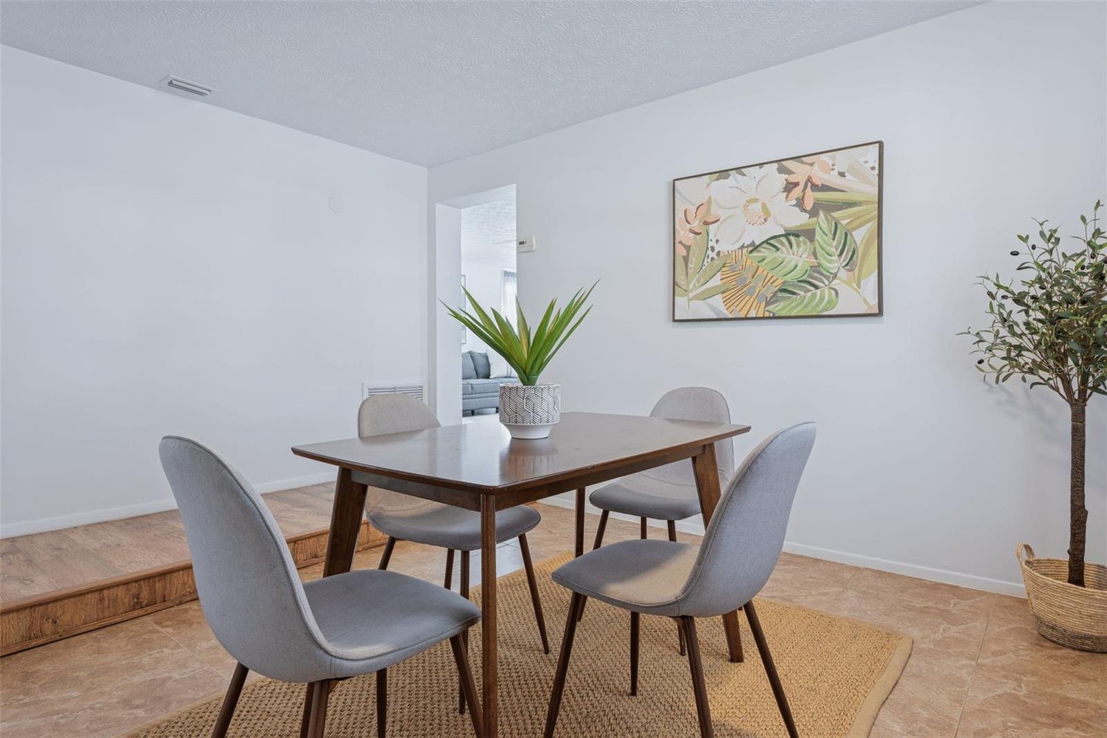 Image 9 of 31 For 8105 Alpine Avenue