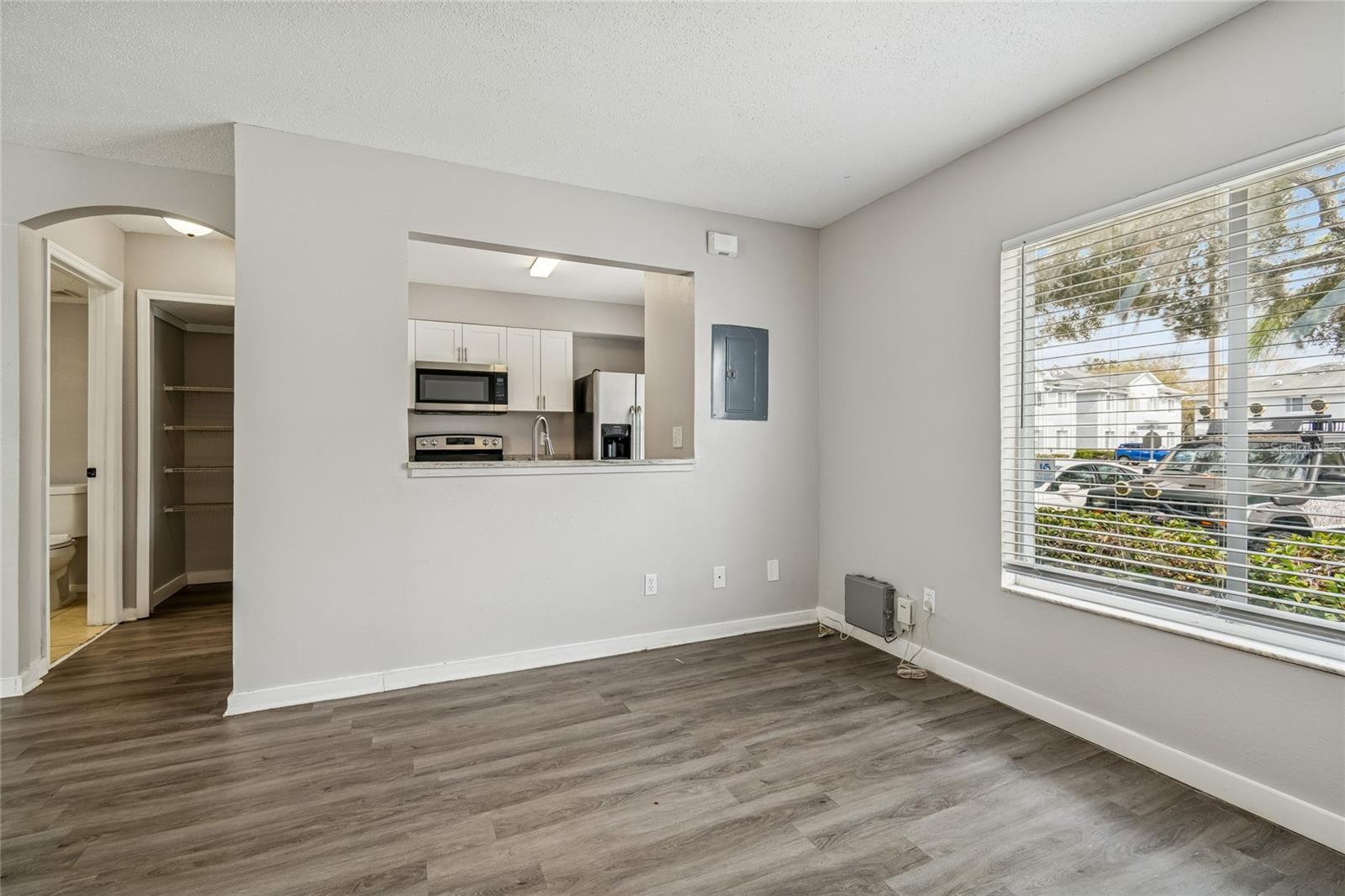 Image 15 of 73 For 7402 Bank Drive