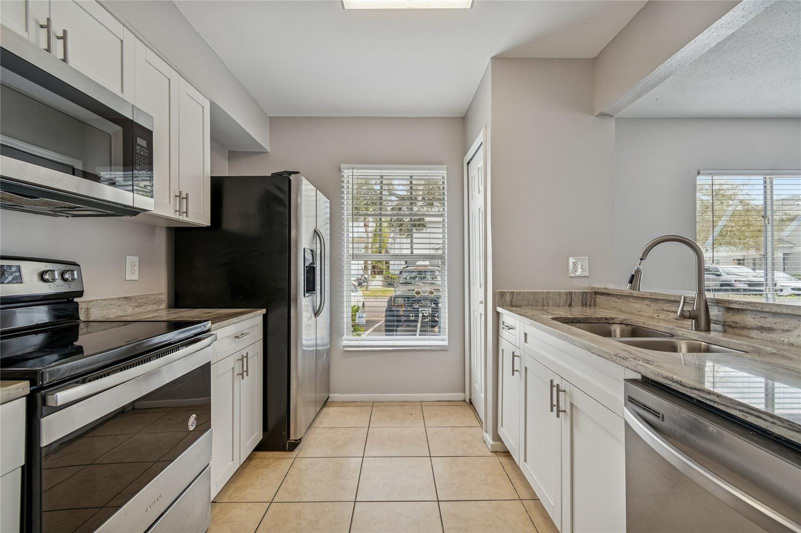 Image 20 of 73 For 7402 Bank Drive