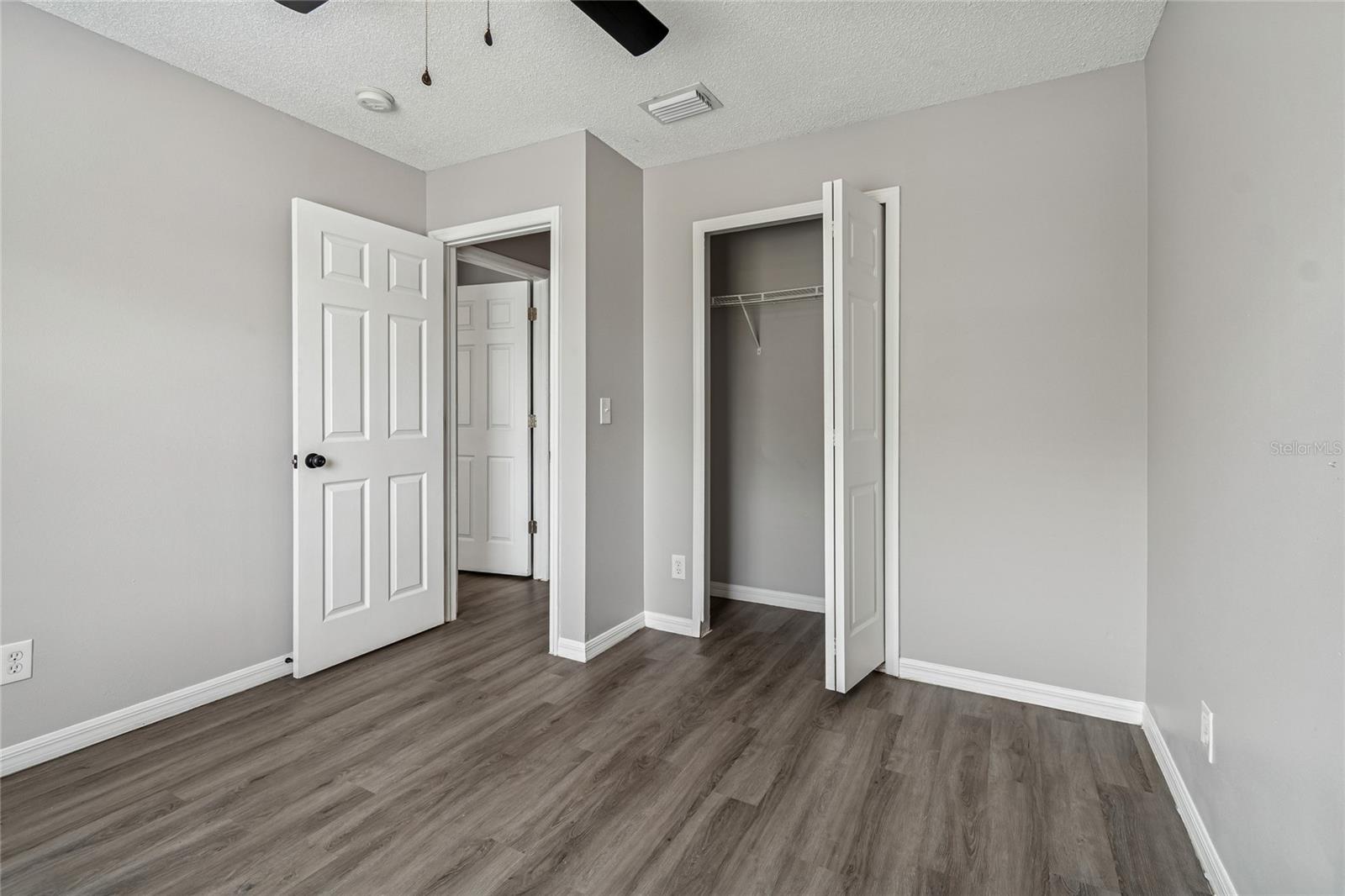 Image 26 of 73 For 7402 Bank Drive