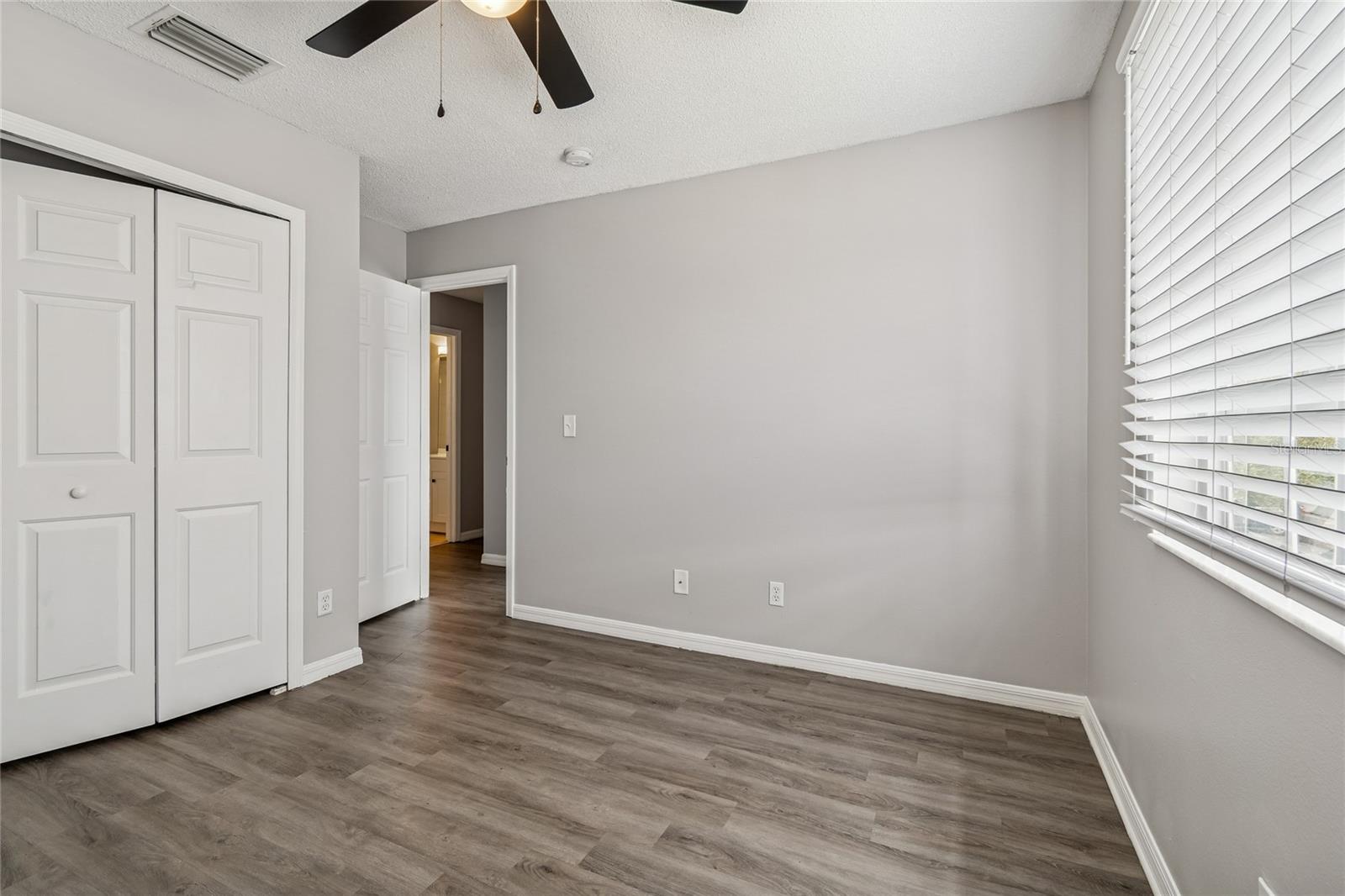 Image 31 of 73 For 7402 Bank Drive