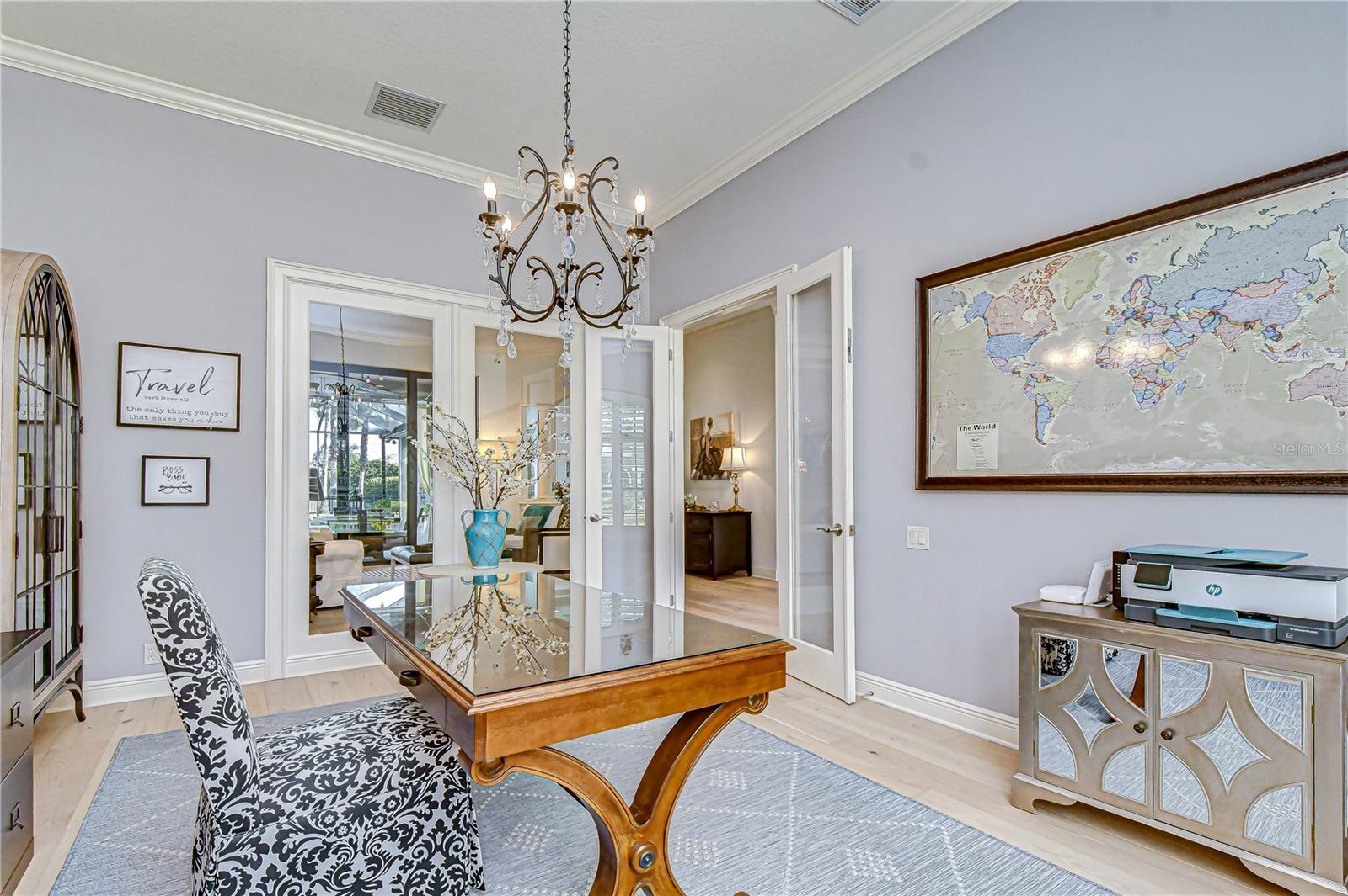 Image 11 of 75 For 20627 Broadwater Drive