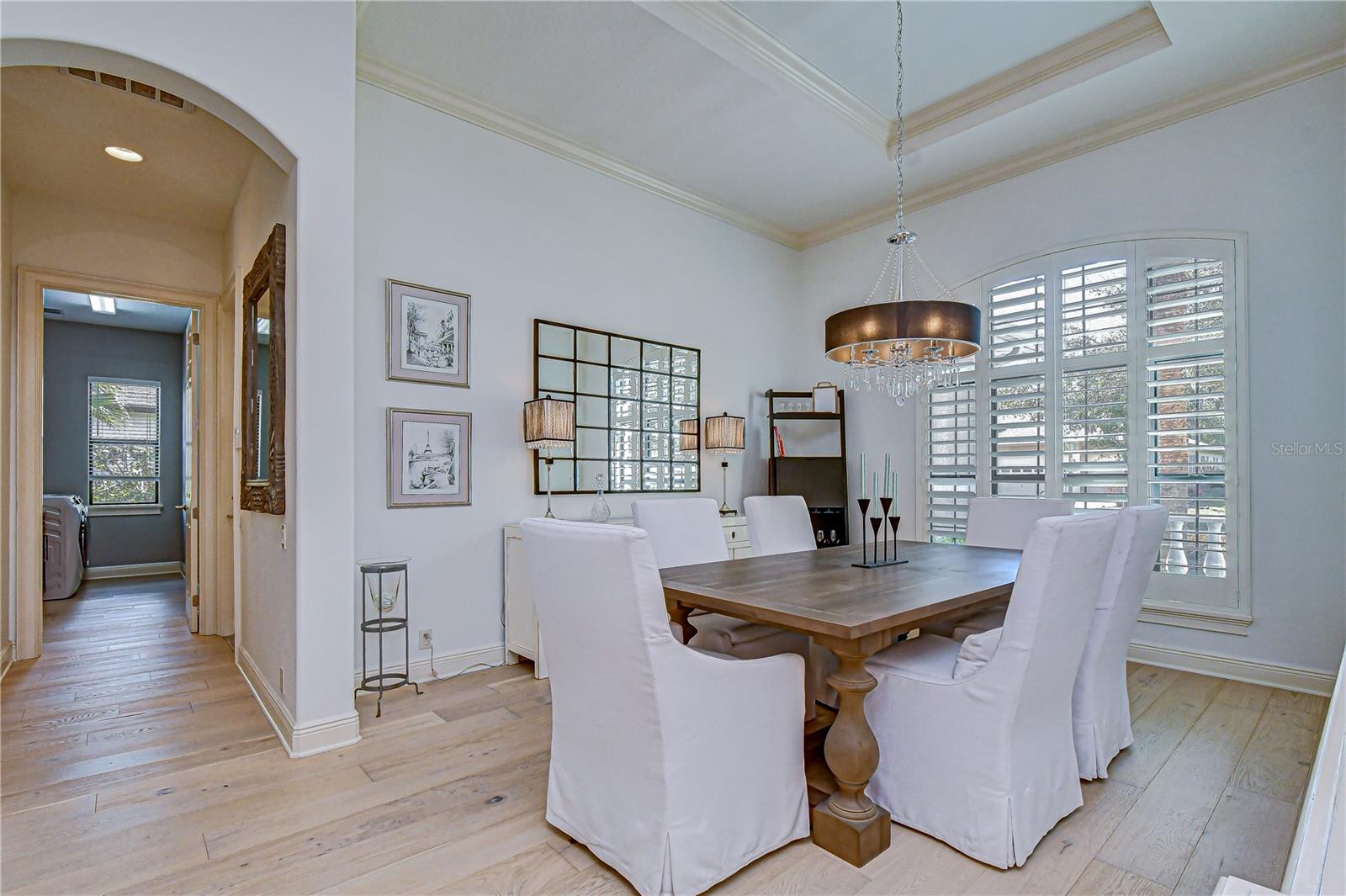 Image 13 of 75 For 20627 Broadwater Drive