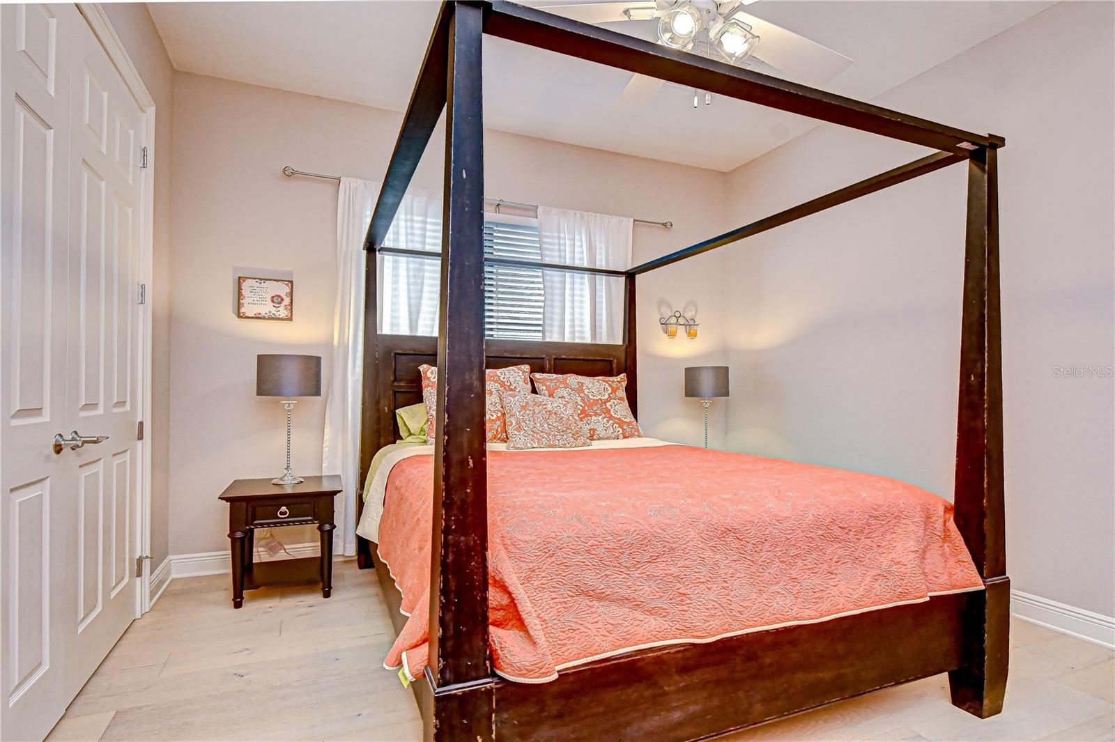 Image 47 of 75 For 20627 Broadwater Drive