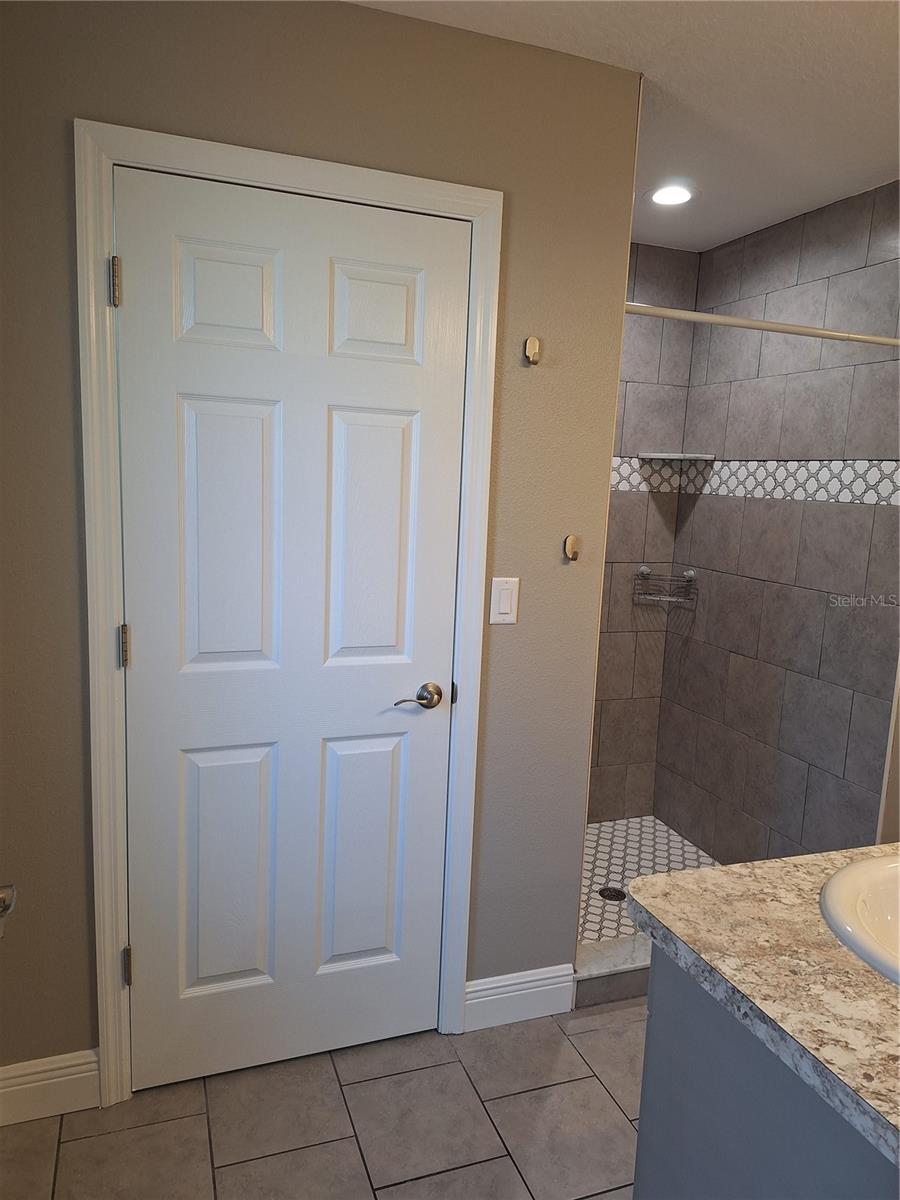 Image 16 of 35 For 5421 Palmetto Road