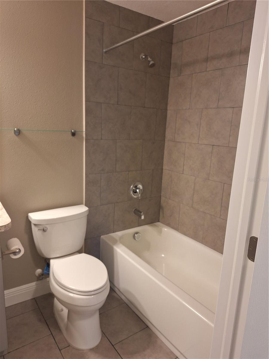 Image 22 of 35 For 5421 Palmetto Road