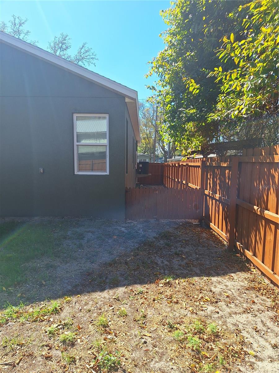 Image 32 of 35 For 5421 Palmetto Road