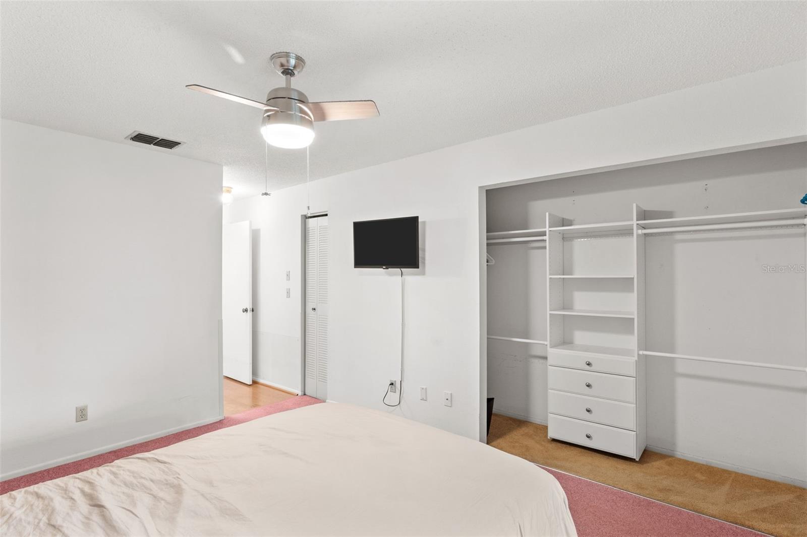 Image 15 of 21 For 1114 Castlemay Circle