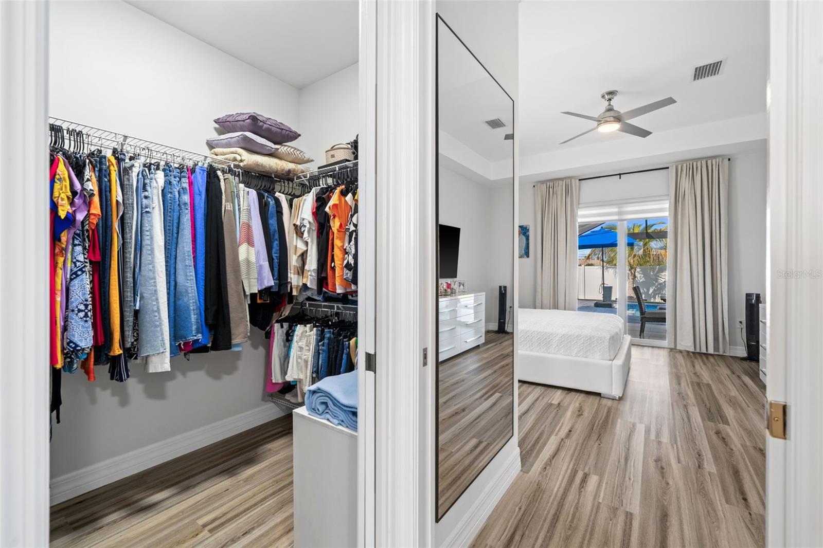 Image 19 of 47 For 1017 15th Terrace