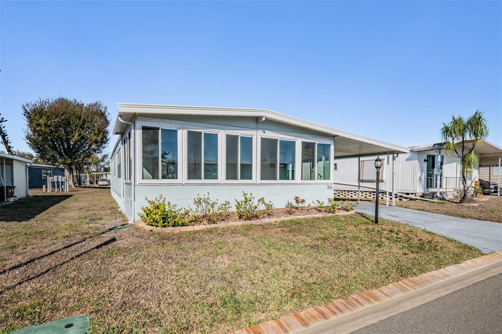 Image 12 of 46 For 6710 36th Avenue E 106