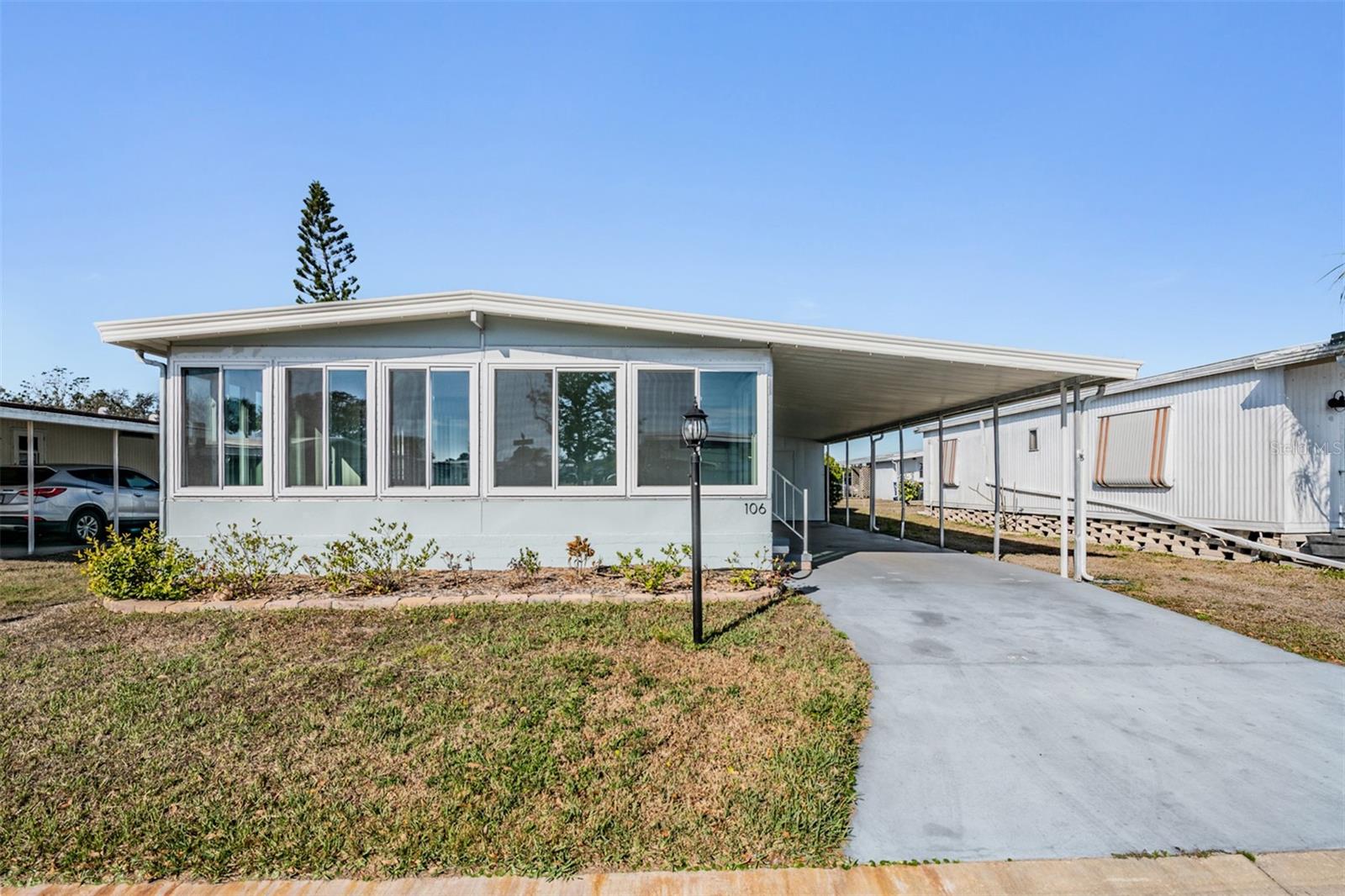 Image 13 of 46 For 6710 36th Avenue E 106