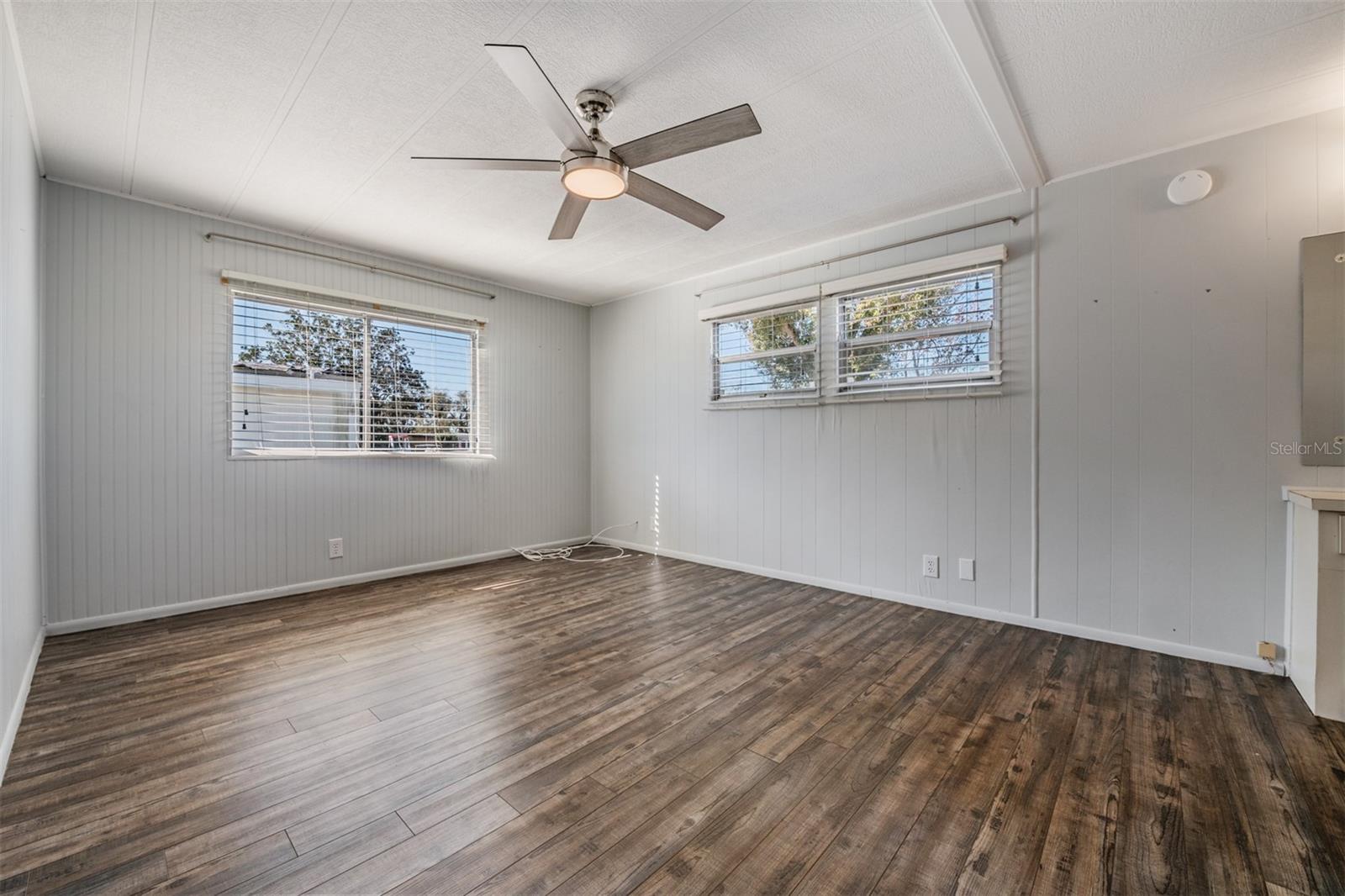 Image 23 of 46 For 6710 36th Avenue E 106