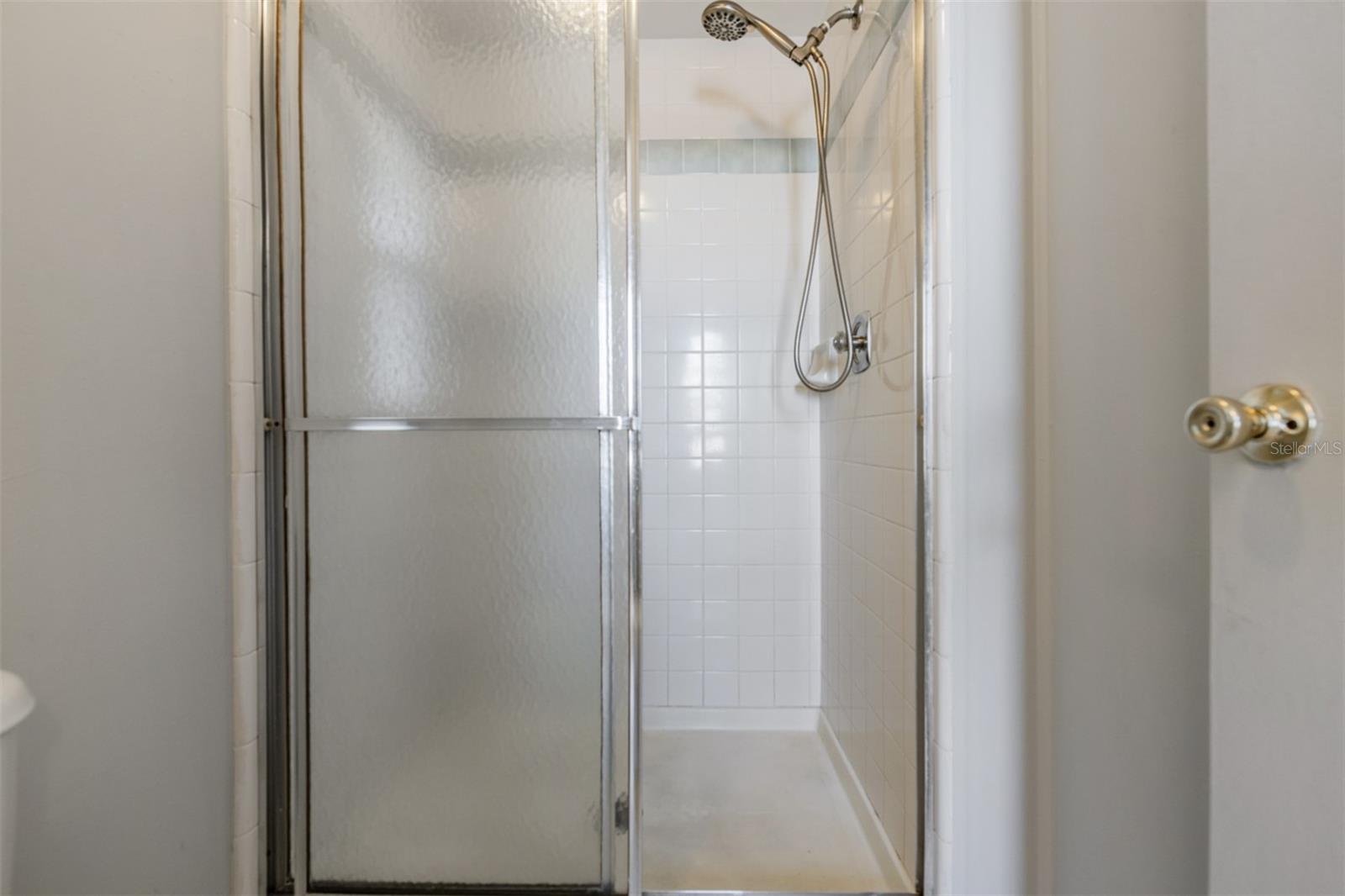 Image 26 of 46 For 6710 36th Avenue E 106