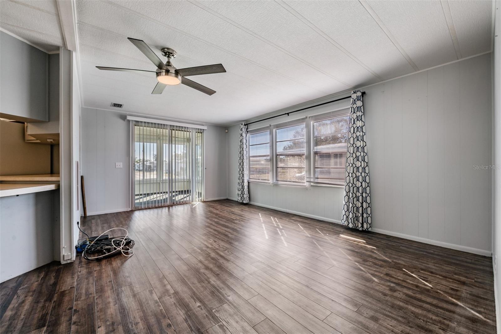 Image 29 of 46 For 6710 36th Avenue E 106