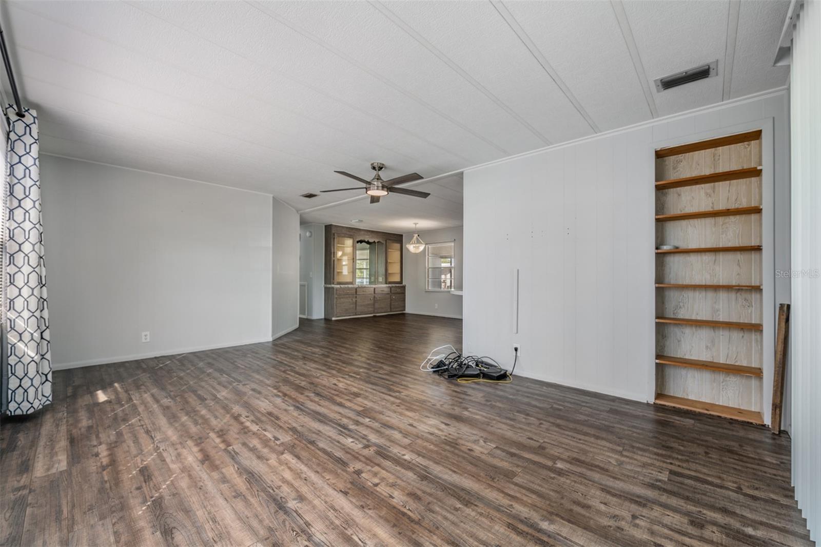 Image 31 of 46 For 6710 36th Avenue E 106