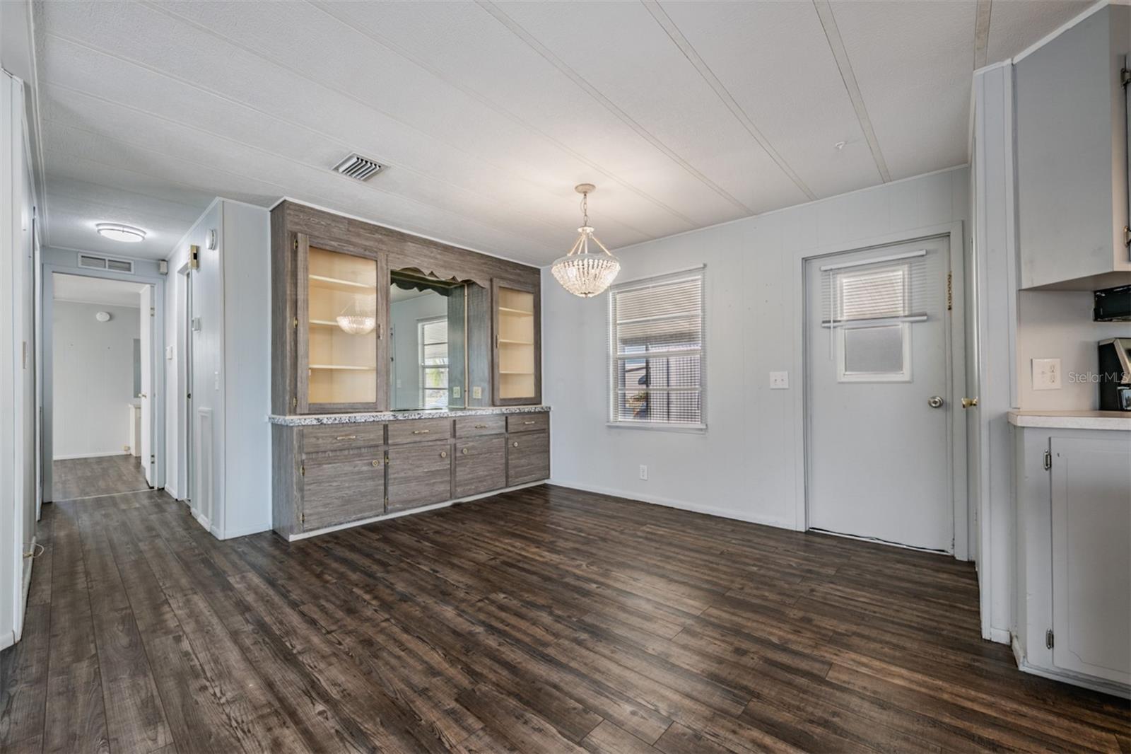 Image 33 of 46 For 6710 36th Avenue E 106