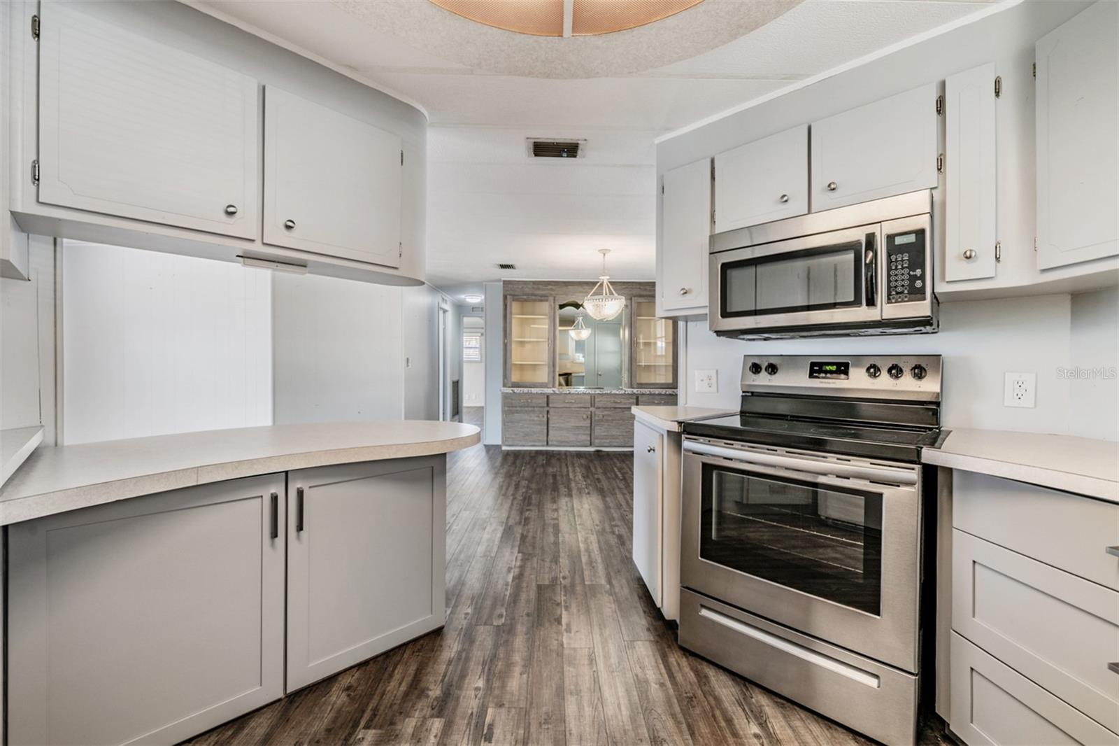 Image 37 of 46 For 6710 36th Avenue E 106