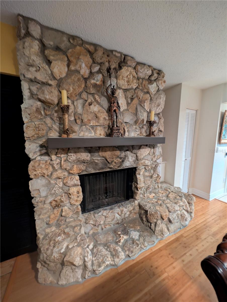 Image 24 of 35 For 9897 88th Court Road P