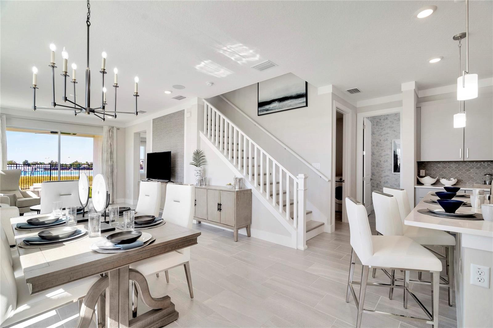 Listing photo id 8 for 31856 Clover Fin Court