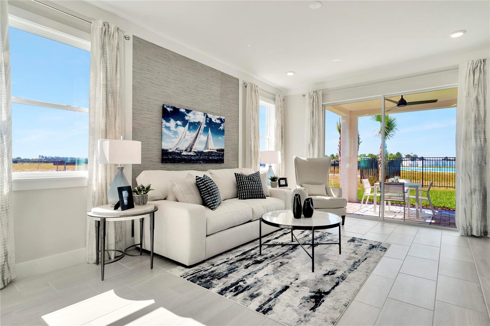 Listing photo id 3 for 31856 Clover Fin Court