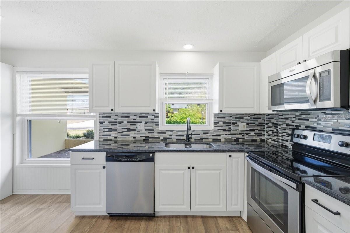 Image 11 of 54 For 2954 Curling Court