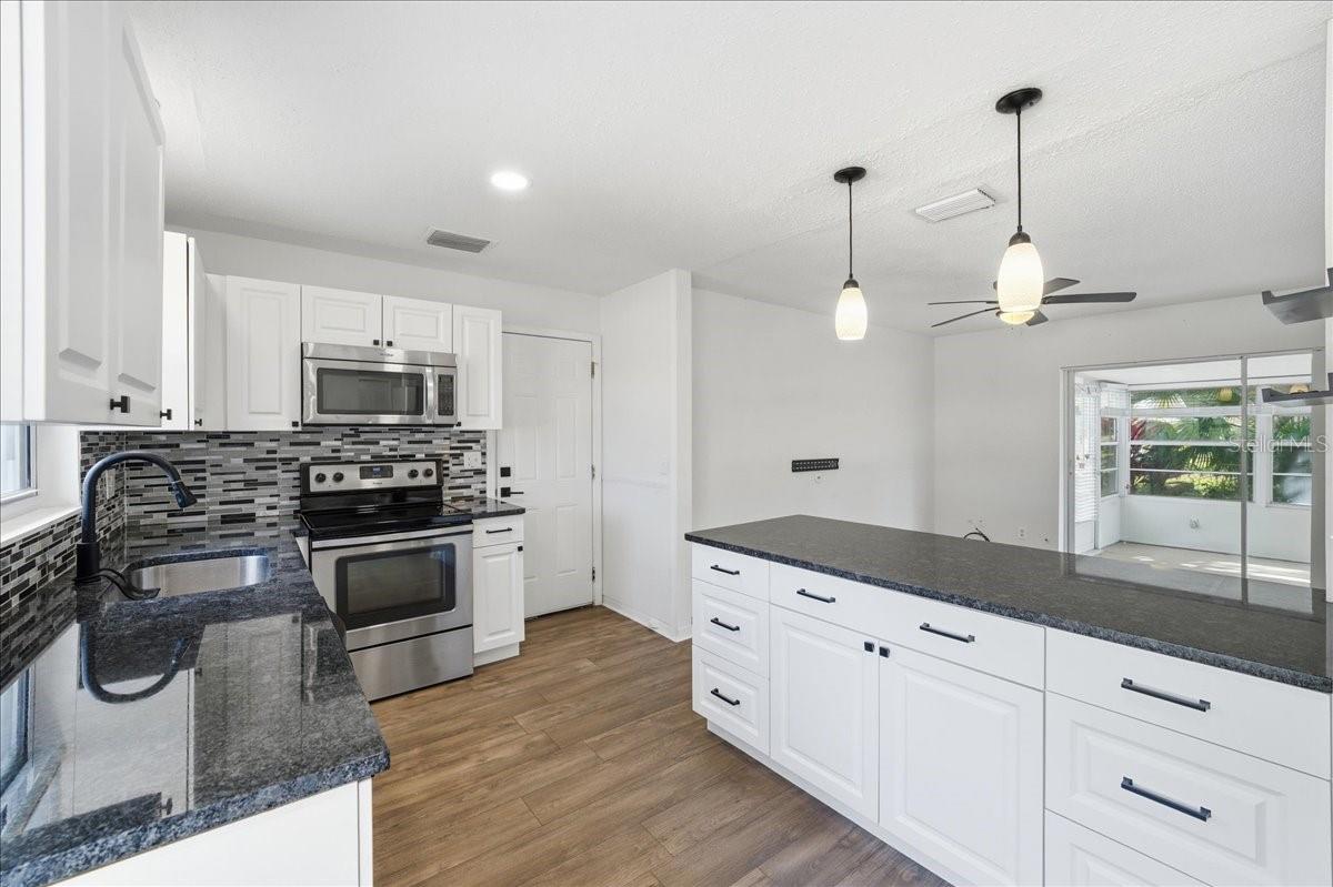 Image 14 of 54 For 2954 Curling Court