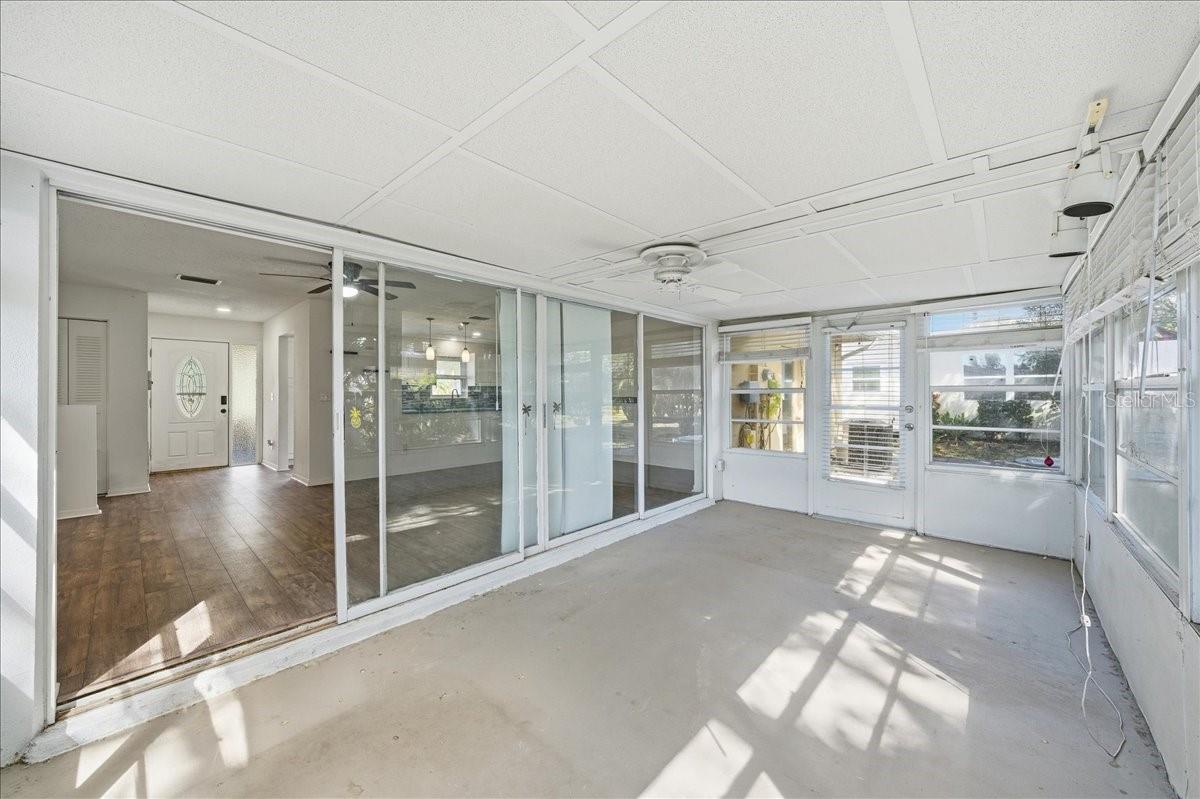 Image 18 of 54 For 2954 Curling Court