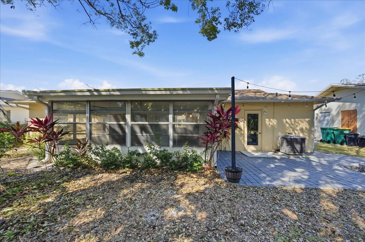 Image 35 of 54 For 2954 Curling Court