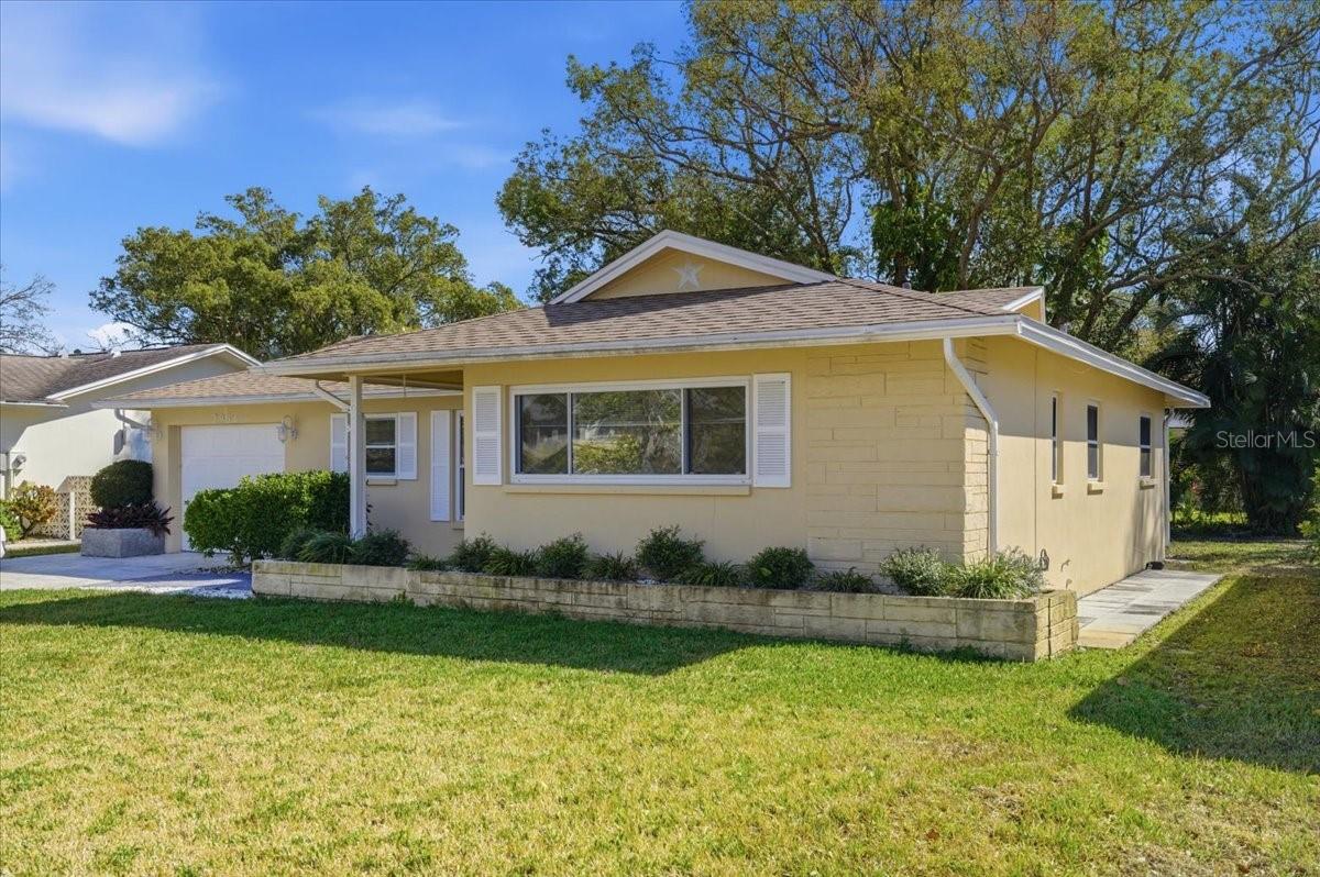 Image 38 of 54 For 2954 Curling Court